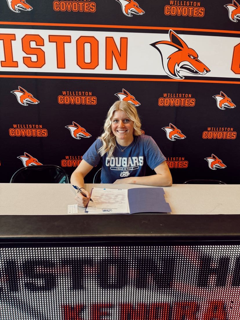 Kendra Hall Signs with Sioux Falls
